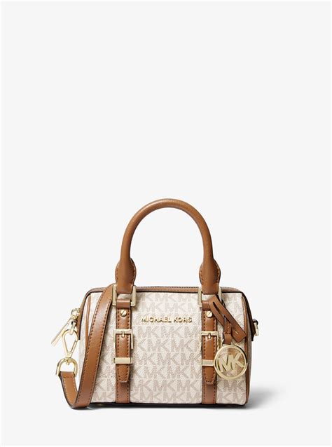 michael kors vanilla acorn bag